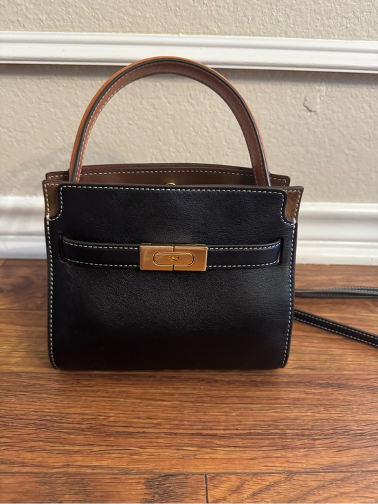 Tory Burch Handbags - Tory Burch Petite Lee Radziwill Black Leather with Gold hardware bag